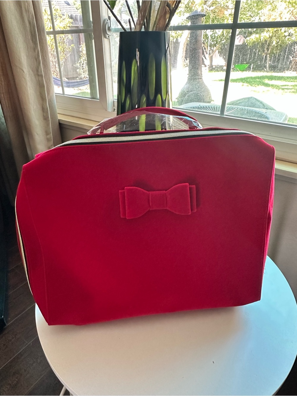 Estee Lauder Red Bow Cosmetic Travel Case